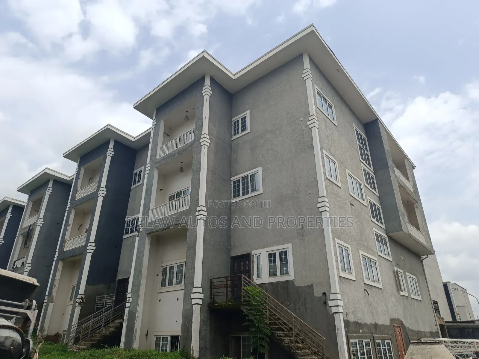 20bdrm Townhouse/Terrace in Buyer Names It, Mabushi for sale in Mabushi