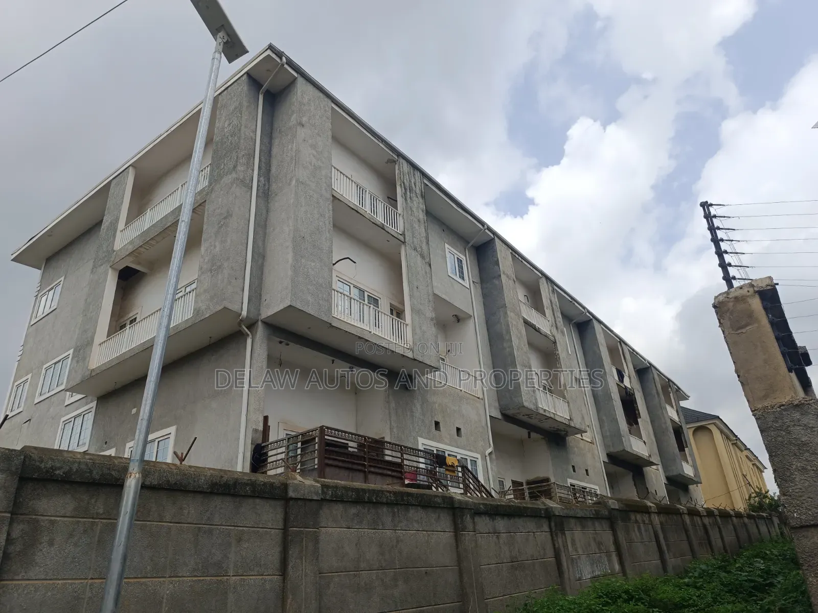20bdrm Townhouse/Terrace in Buyer Names It, Mabushi for sale in Mabushi