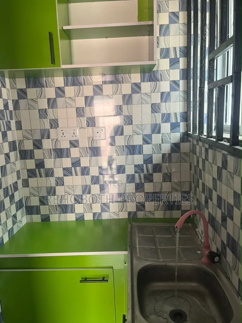 1bdrm Bungalow in Aba Panu Kuola, Akala Express for rent in Akala Express