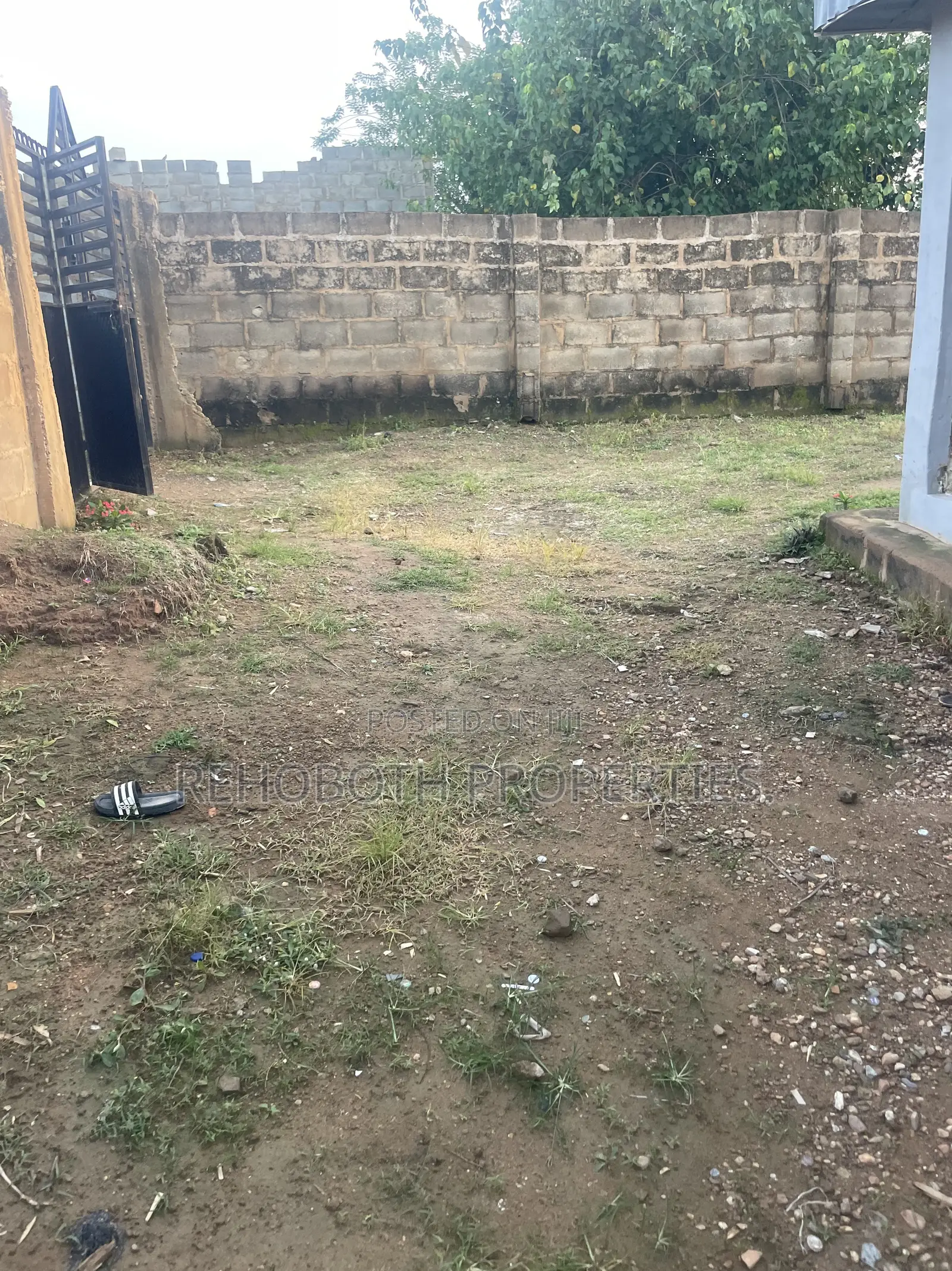 3bdrm Bungalow in Bola, Akala Express for sale in Akala Express