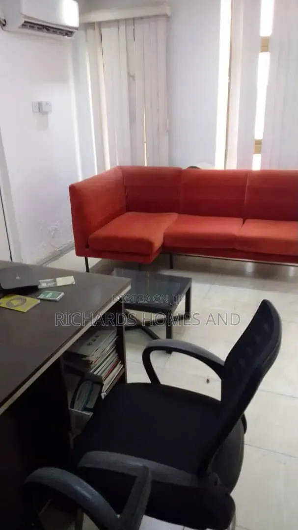 120 SQM of Office Space for Rent in Ademola Adetokunbo in Ademola Adetokunbo