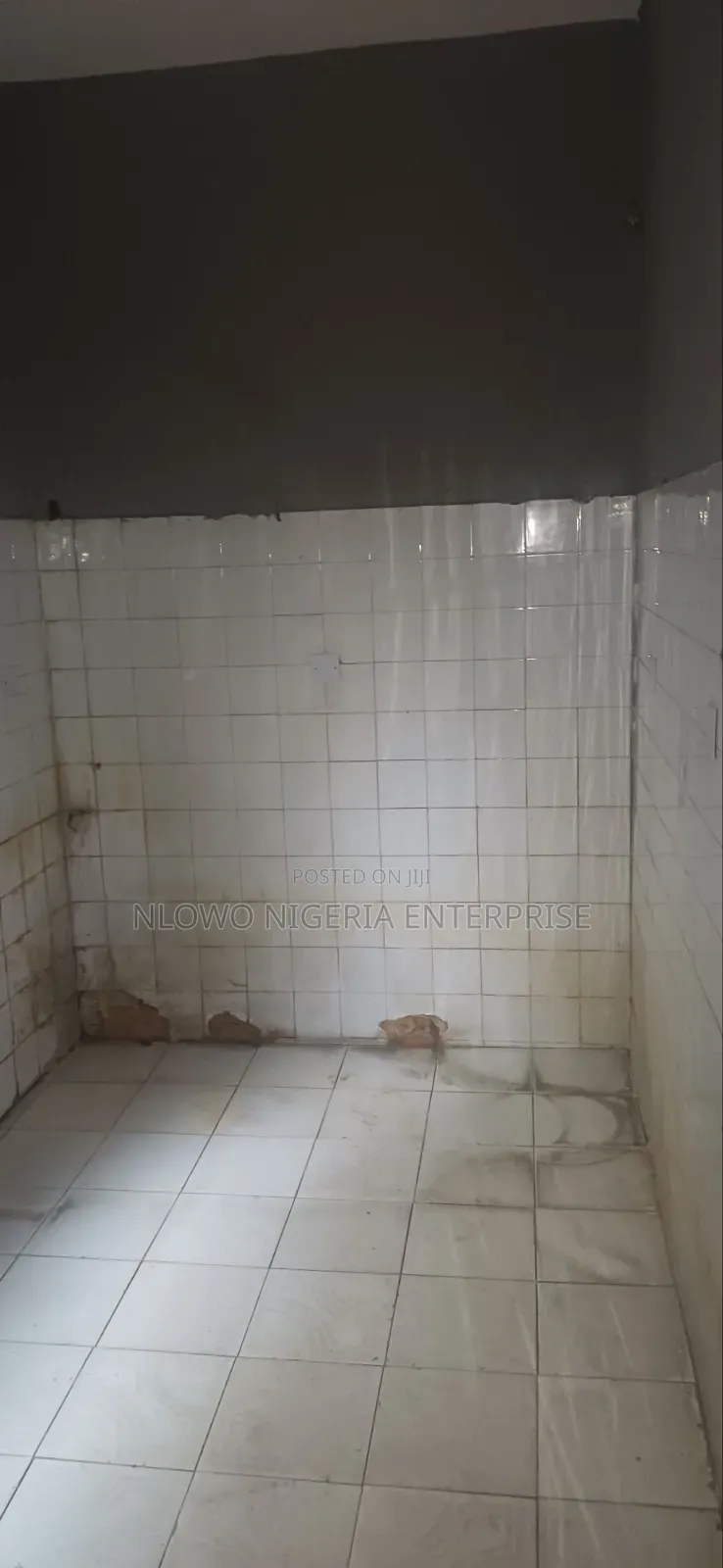 Office Space to Let/Lease at Gbagada Phase 2 Extention in New Garage / Gbagada