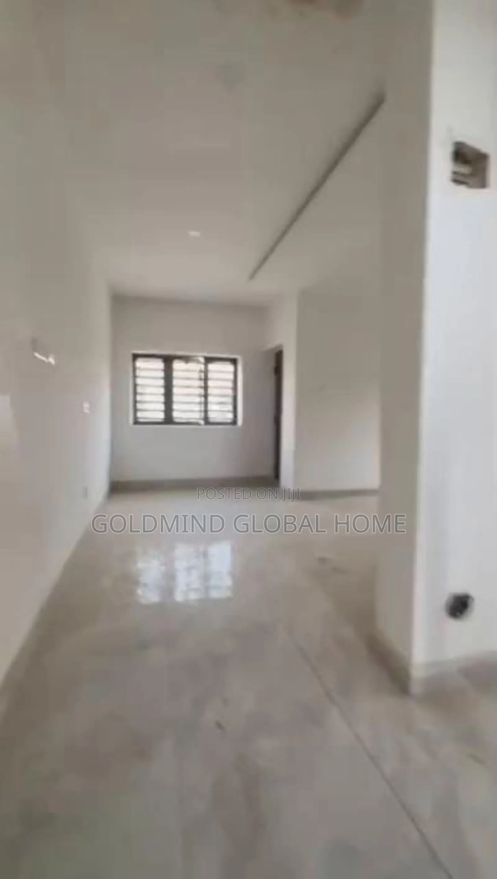 5bdrm Duplex in Lugbe District. for sale in Sabon Lugbe