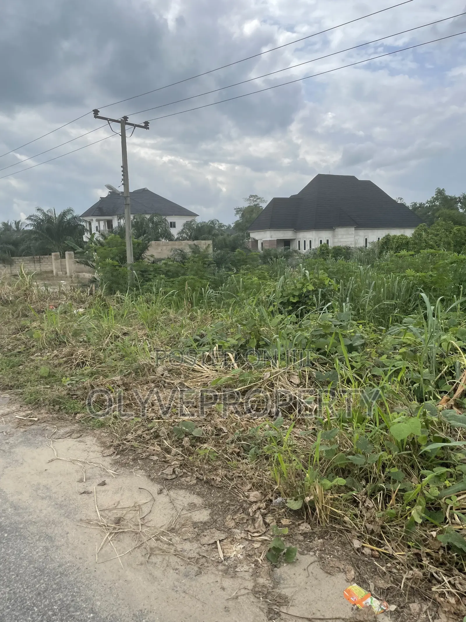 Genuine Plots of Land for Sale at Back Admiralty University IBUZO in Oshimili North