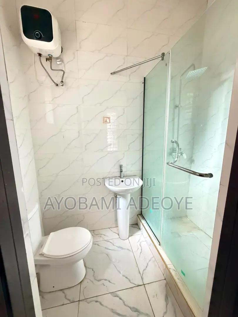 Mini Flat in Thomas Estate for rent in Thomas Estate