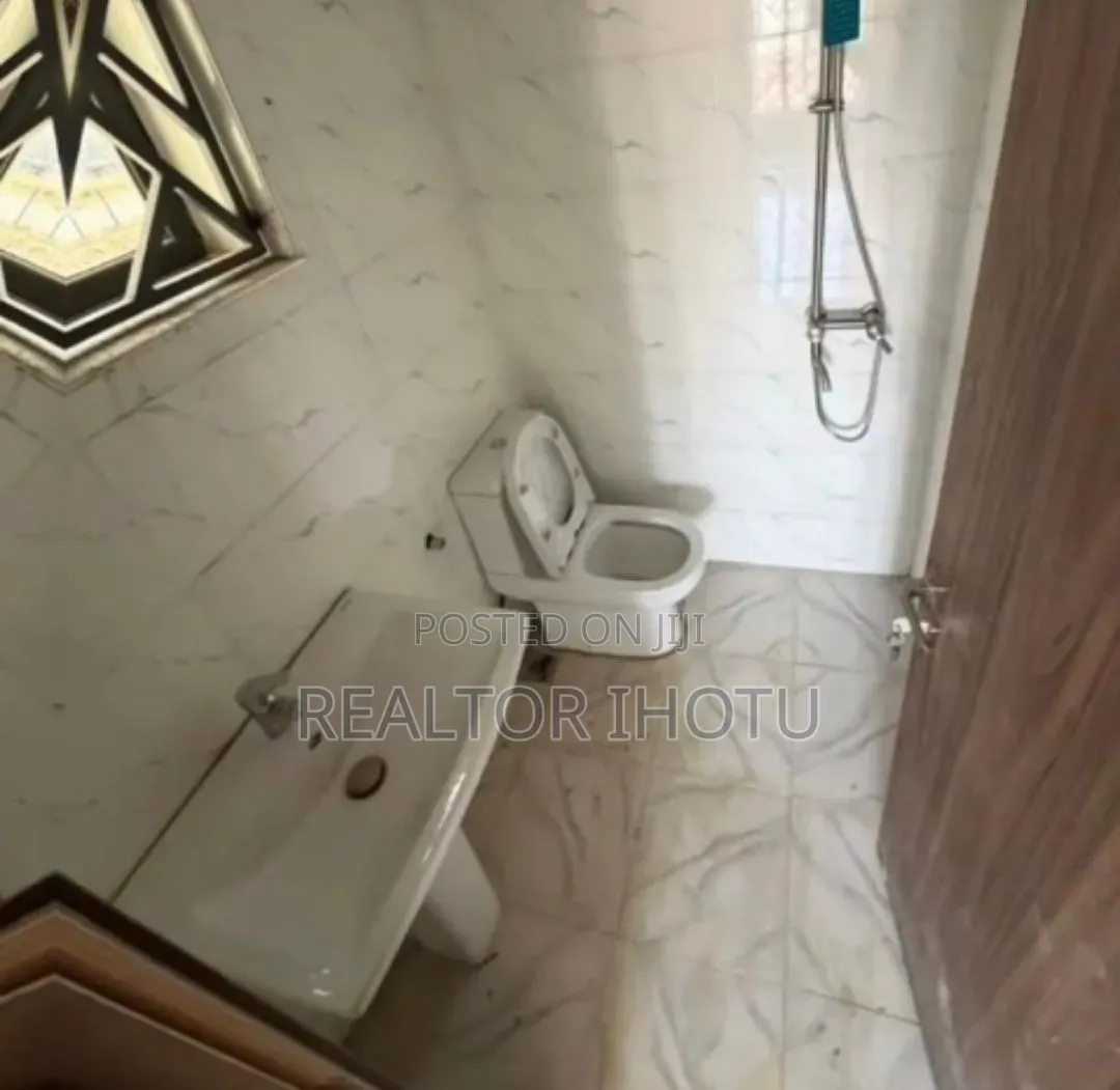 3bdrm Apartment in Garki 2 for sale in Garki 2