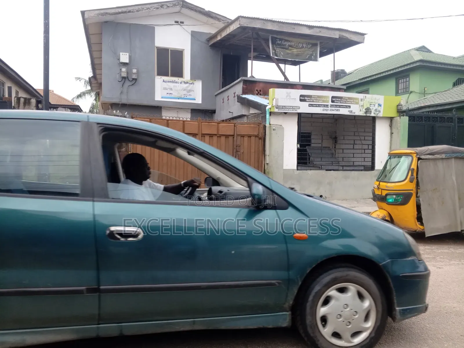 4bdrm Block of Flats in Council Idimu for sale in Council