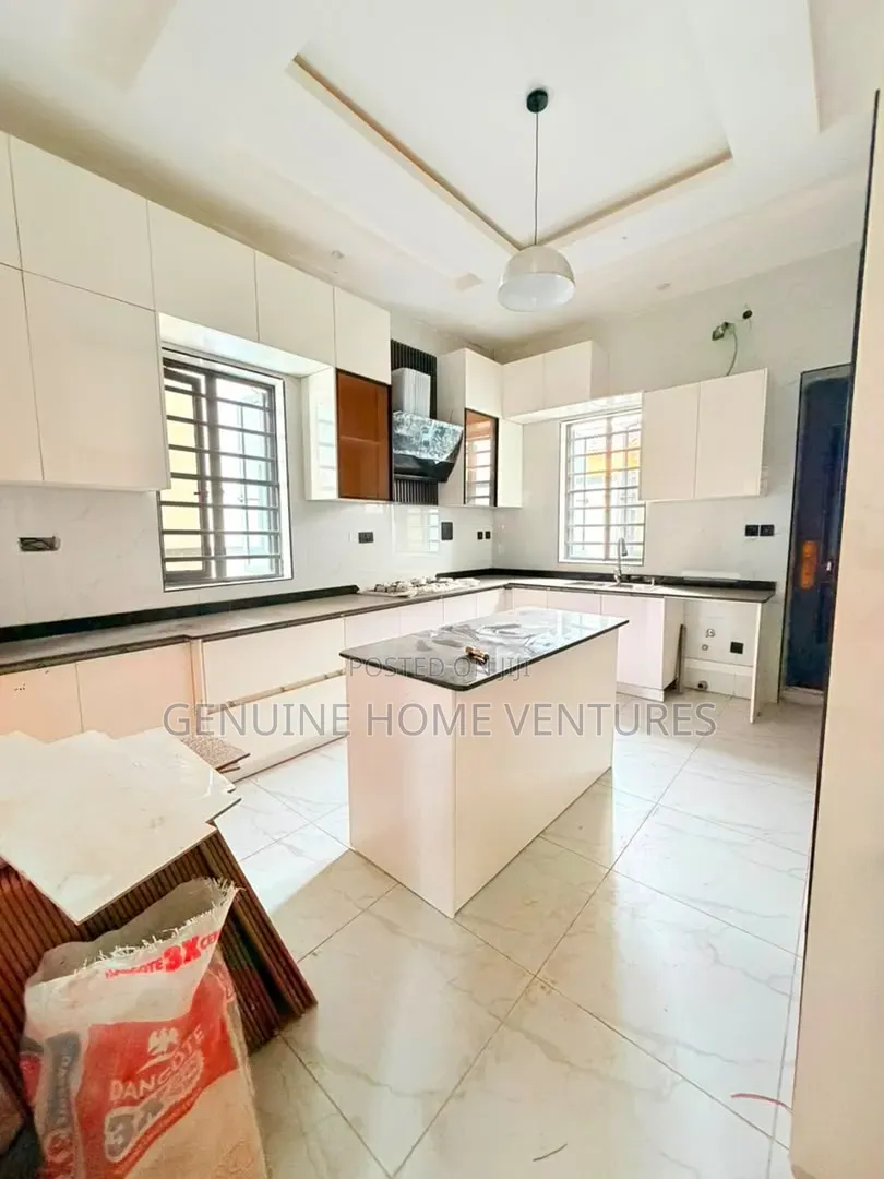 4bdrm Duplex in Magodo, GRA Phase 1 for sale in GRA Phase 1
