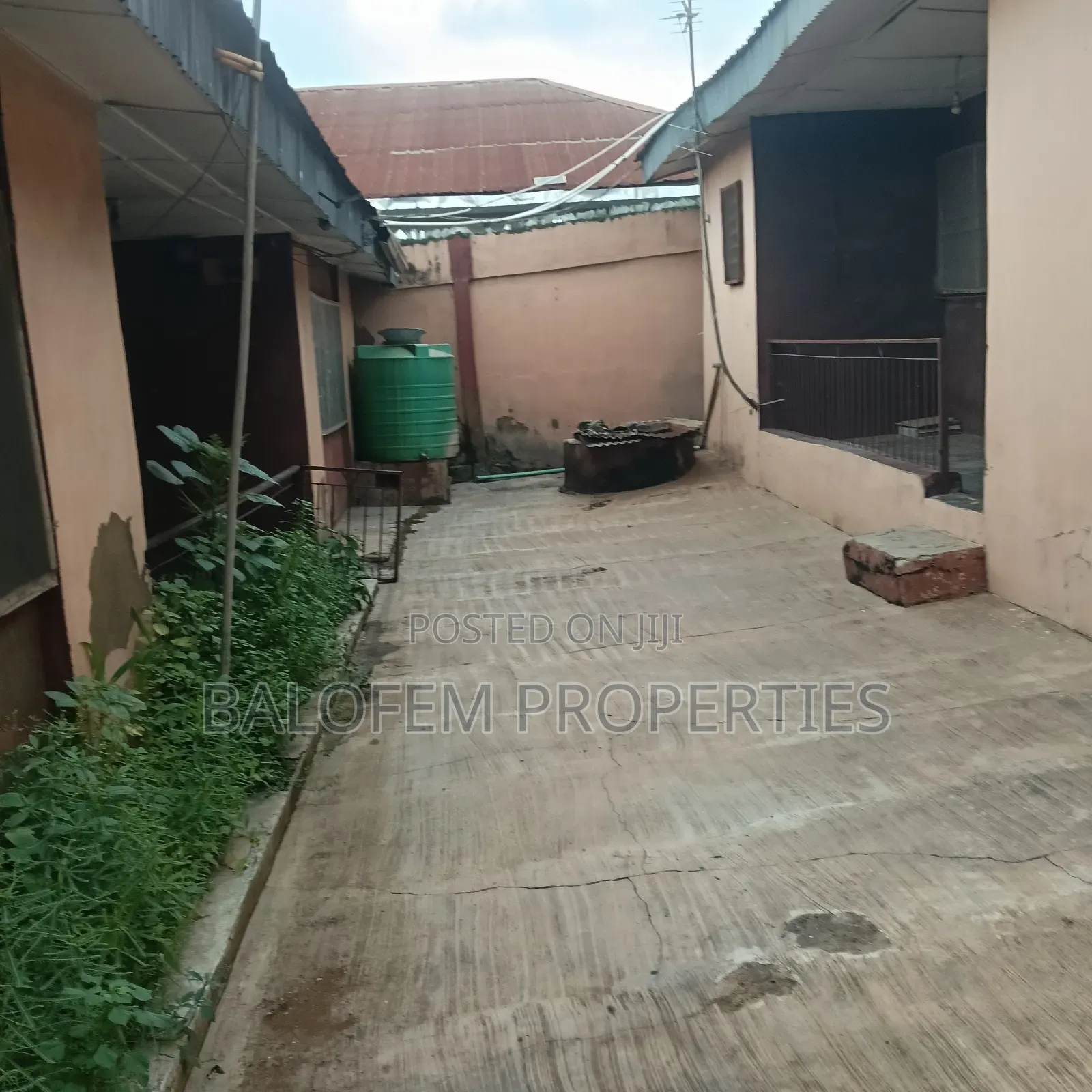 Furnished 6bdrm House in Balofem Properties &, Abeokuta South for sale in Abeokuta South