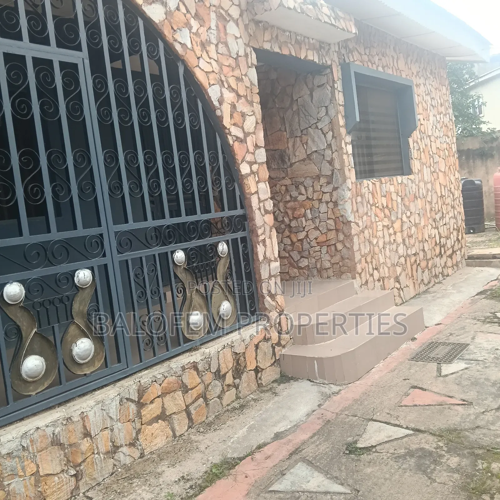 Furnished 3bdrm Apartment in Balofem Properties $, Abeokuta South in Abeokuta South