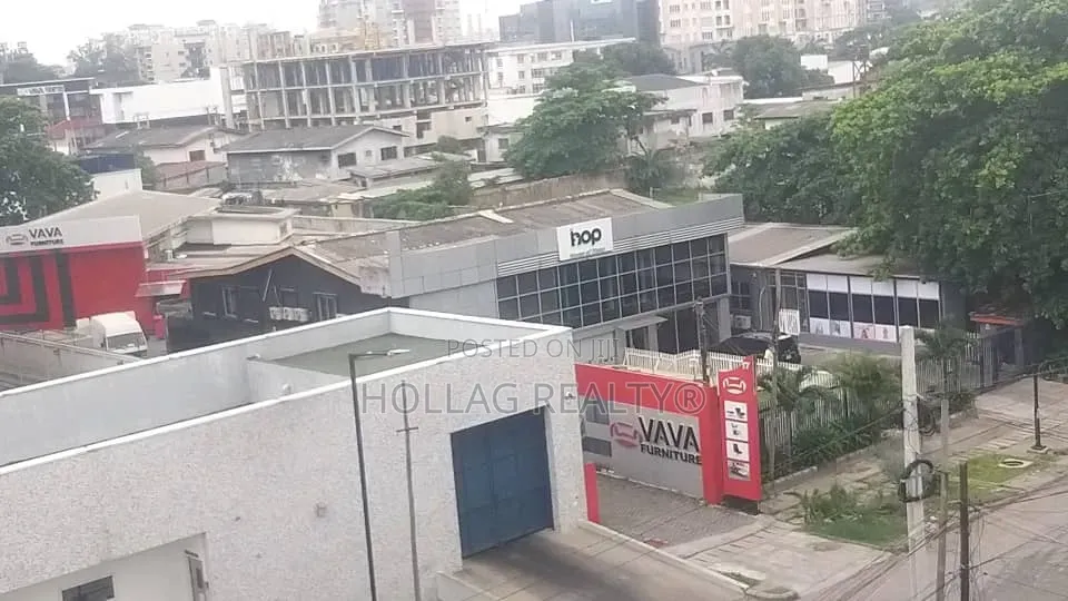 High End Deluxe Commercial Property on 3232 SQMTS at VI in Karimu Kotun