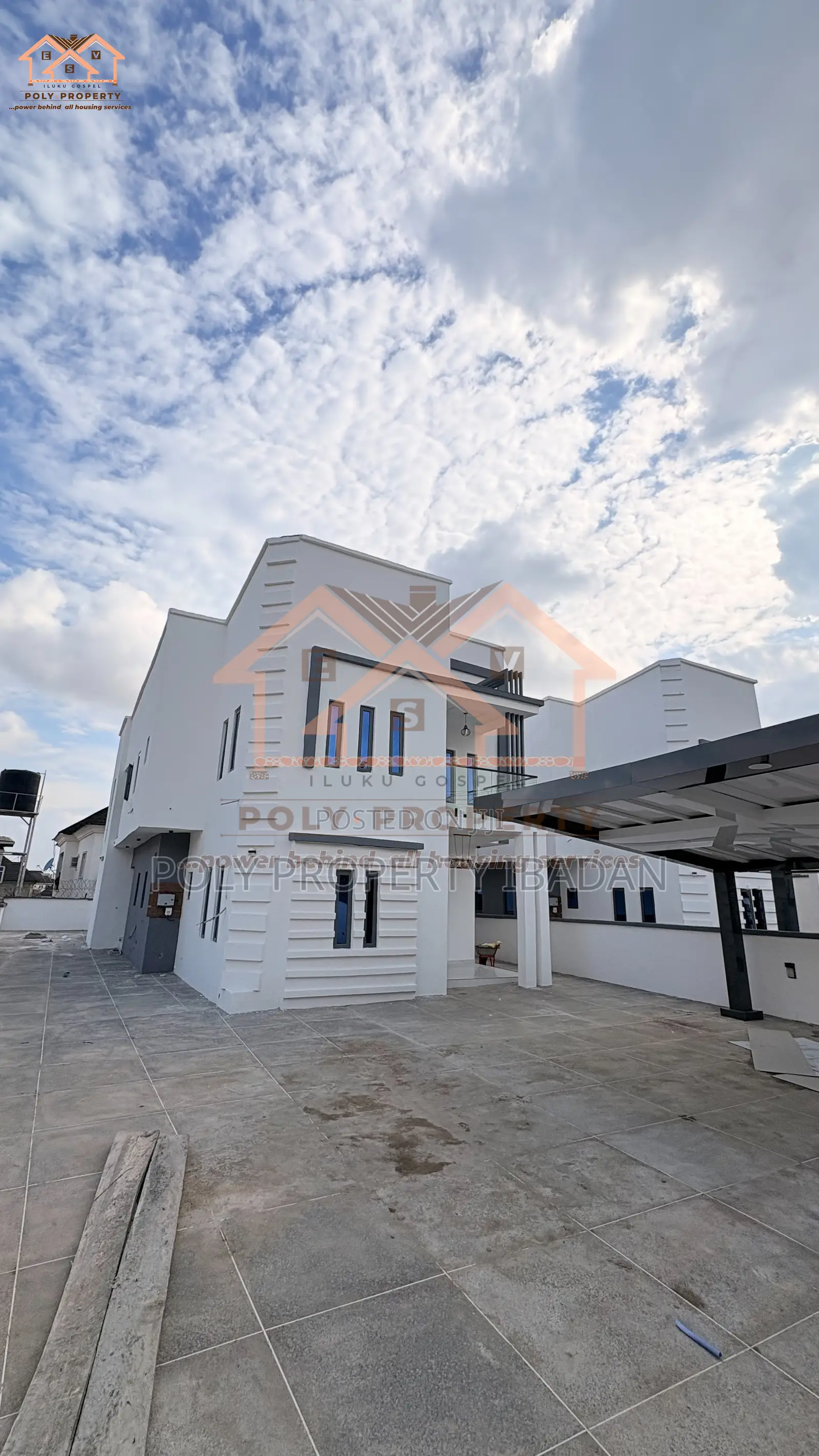 5bdrm Duplex in Carlton Gate Estate, Ibadan for sale in Ibadan
