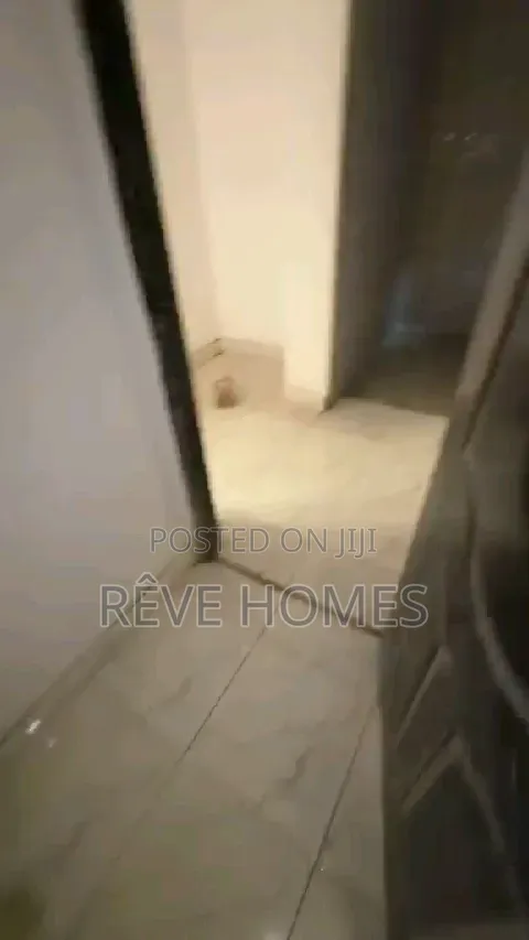 Mini Flat in CHallenge / Mushin for rent in CHallenge / Mushin