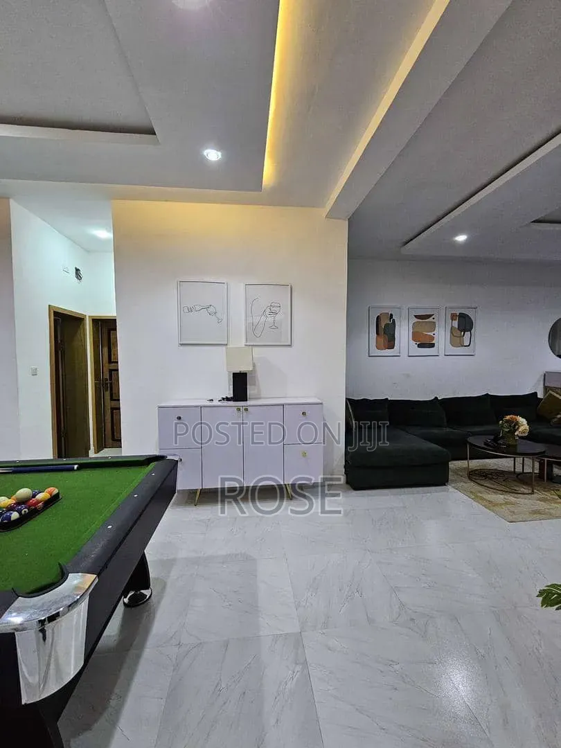 Furnished 3bdrm Room & Parlour in Shelter Afrique, Uyo for rent in Uyo