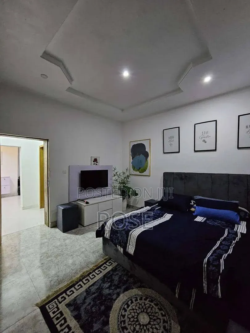 Furnished 3bdrm Room & Parlour in Shelter Afrique, Uyo for rent in Uyo