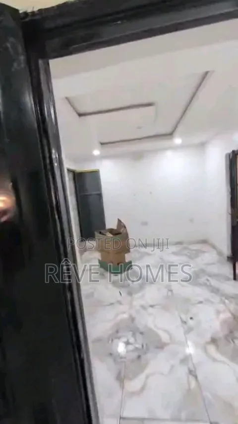 Mini Flat in Onipanu for rent in Onipanu