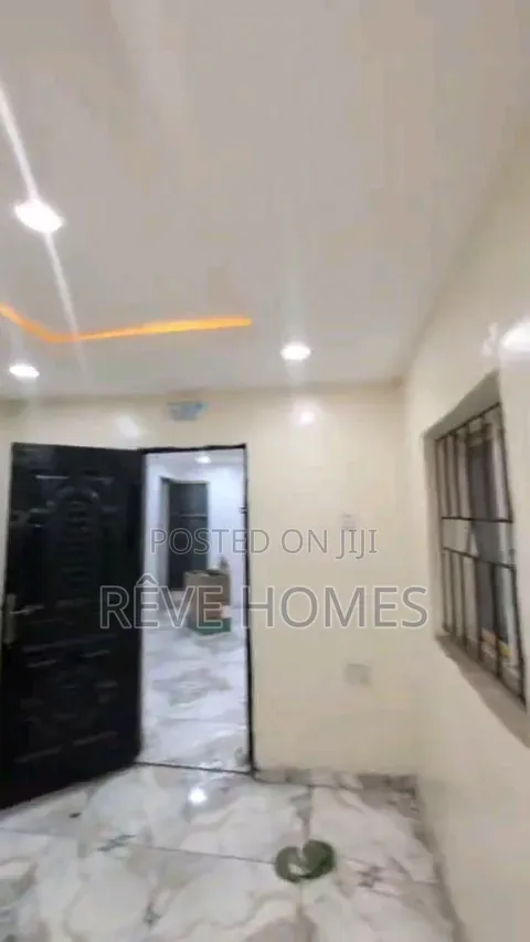 Mini Flat in Onipanu for rent in Onipanu
