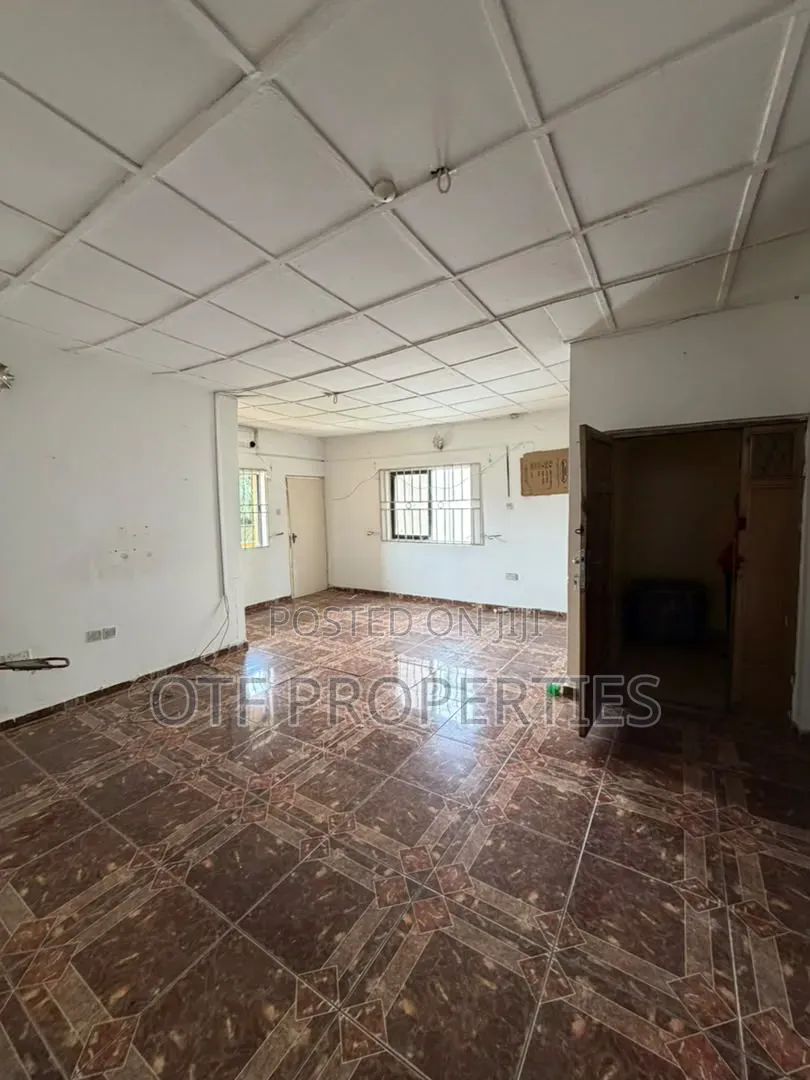 3bdrm Apartment in Utako Main for rent in Utako