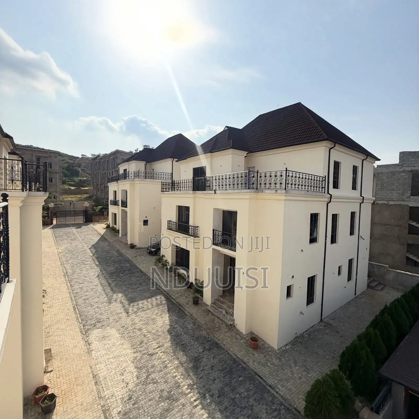 5bdrm Duplex in Katampe Extension for sale in Katampe Extension