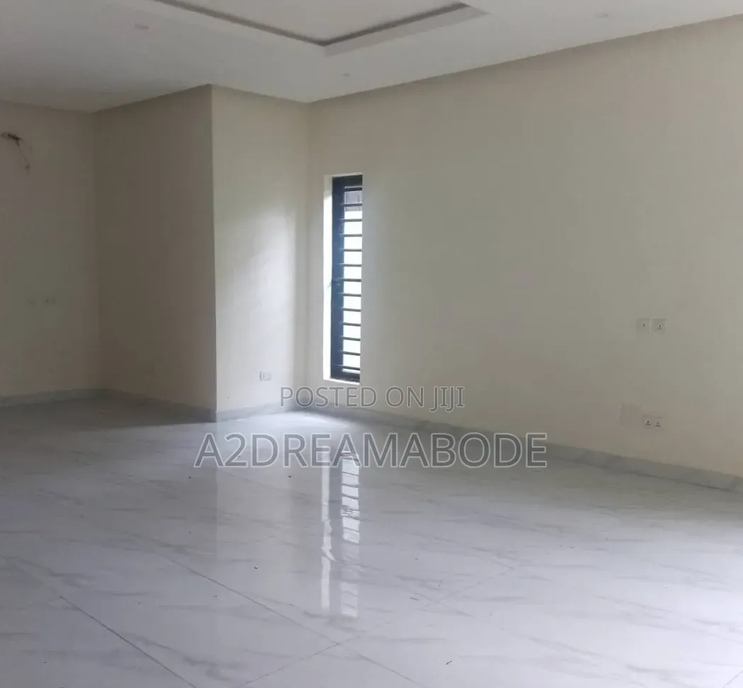 4bdrm Duplex in Ikeja, Adeniyi Jones for rent in Adeniyi Jones