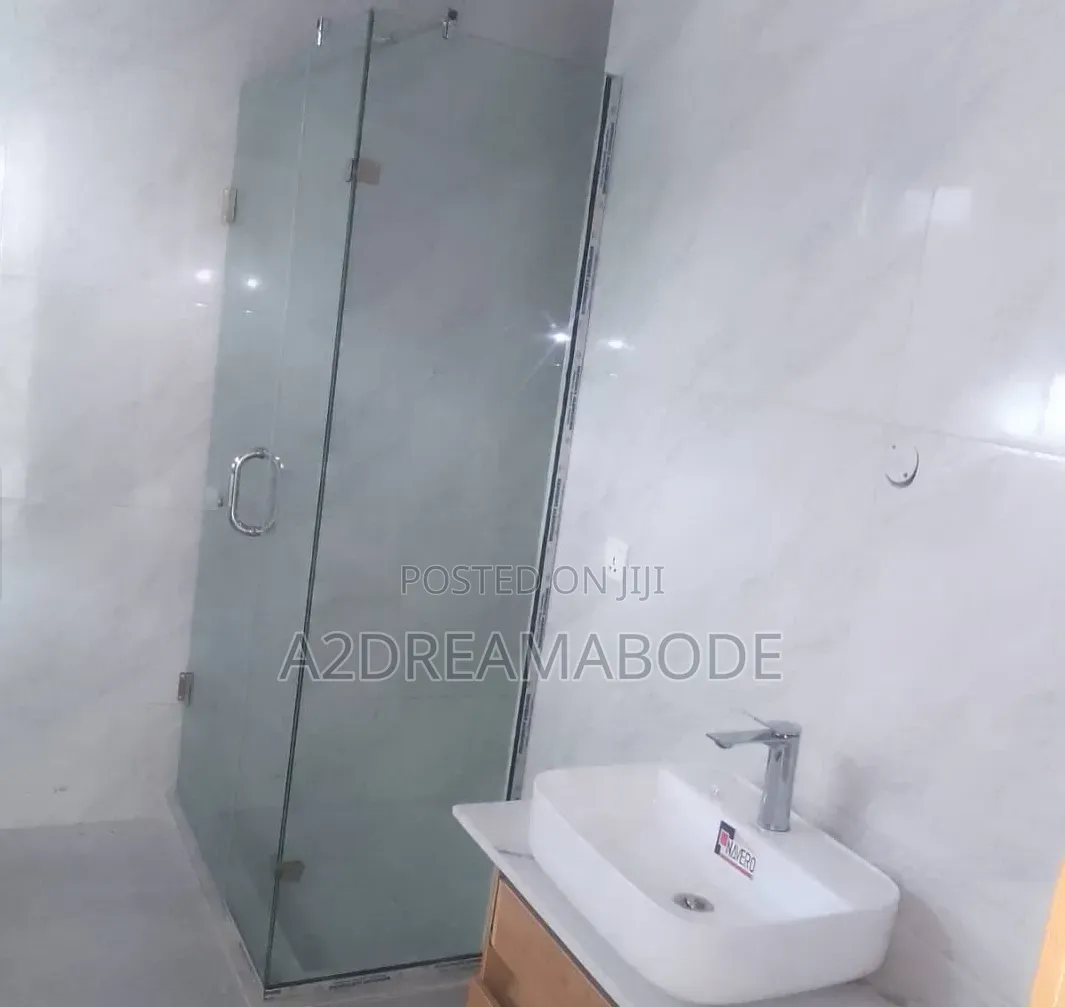 4bdrm Duplex in Ikeja, Adeniyi Jones for rent in Adeniyi Jones