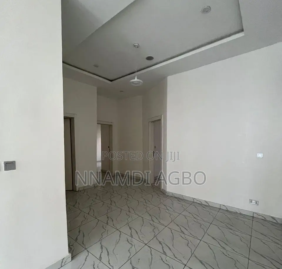 4bdrm Duplex in Lafiaji for rent in Lafiaji