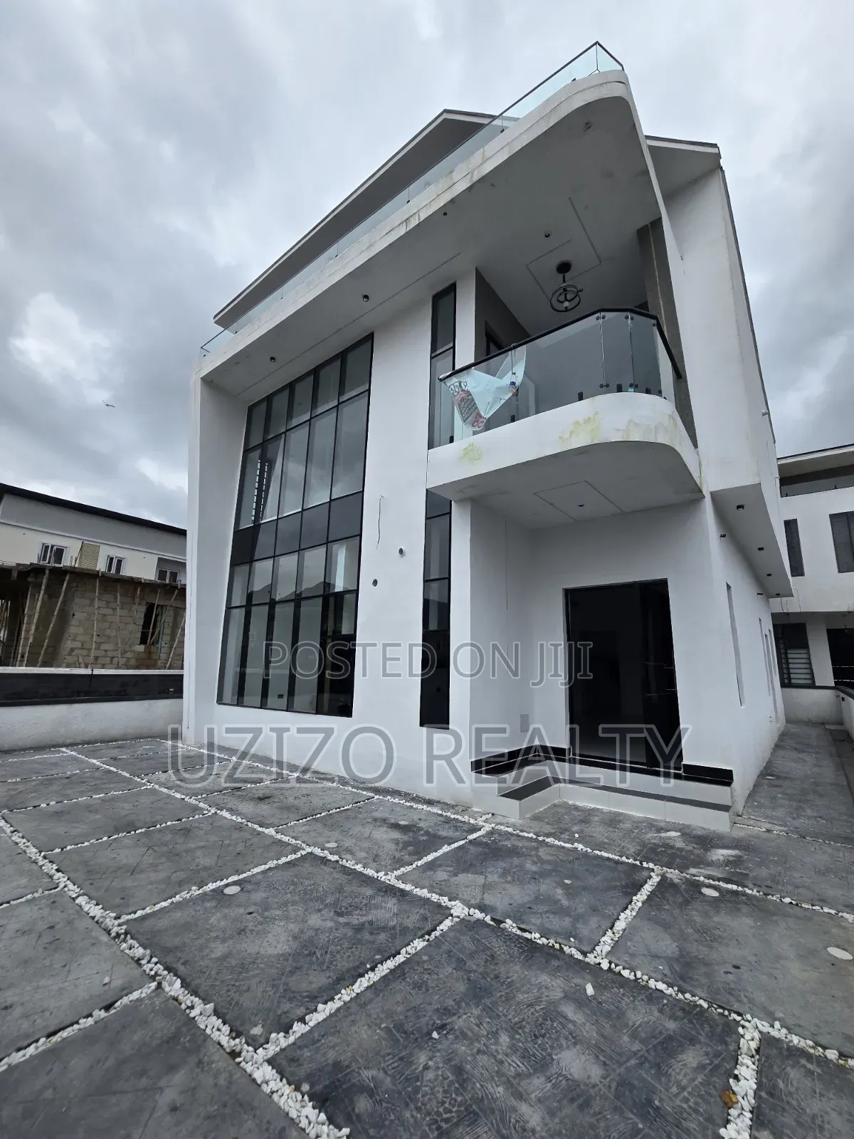 4bdrm Duplex in Sangotedo for sale in Sangotedo