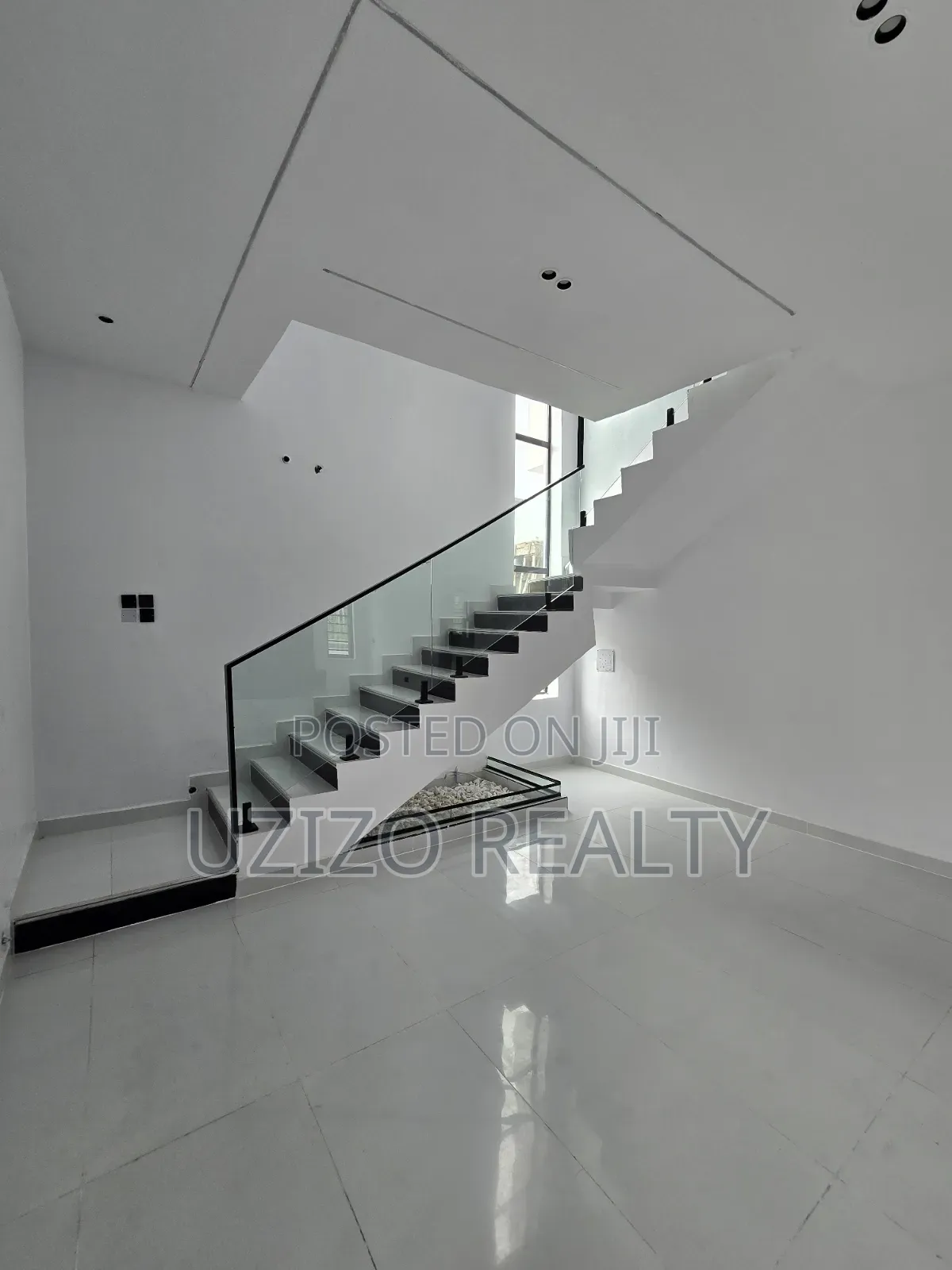 4bdrm Duplex in Sangotedo for sale in Sangotedo