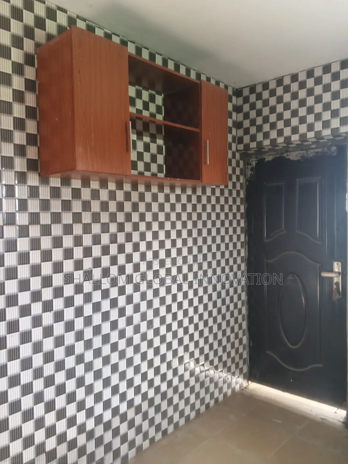 2bdrm Block of Flats in Alafia Estate, Akobo for rent in Akobo