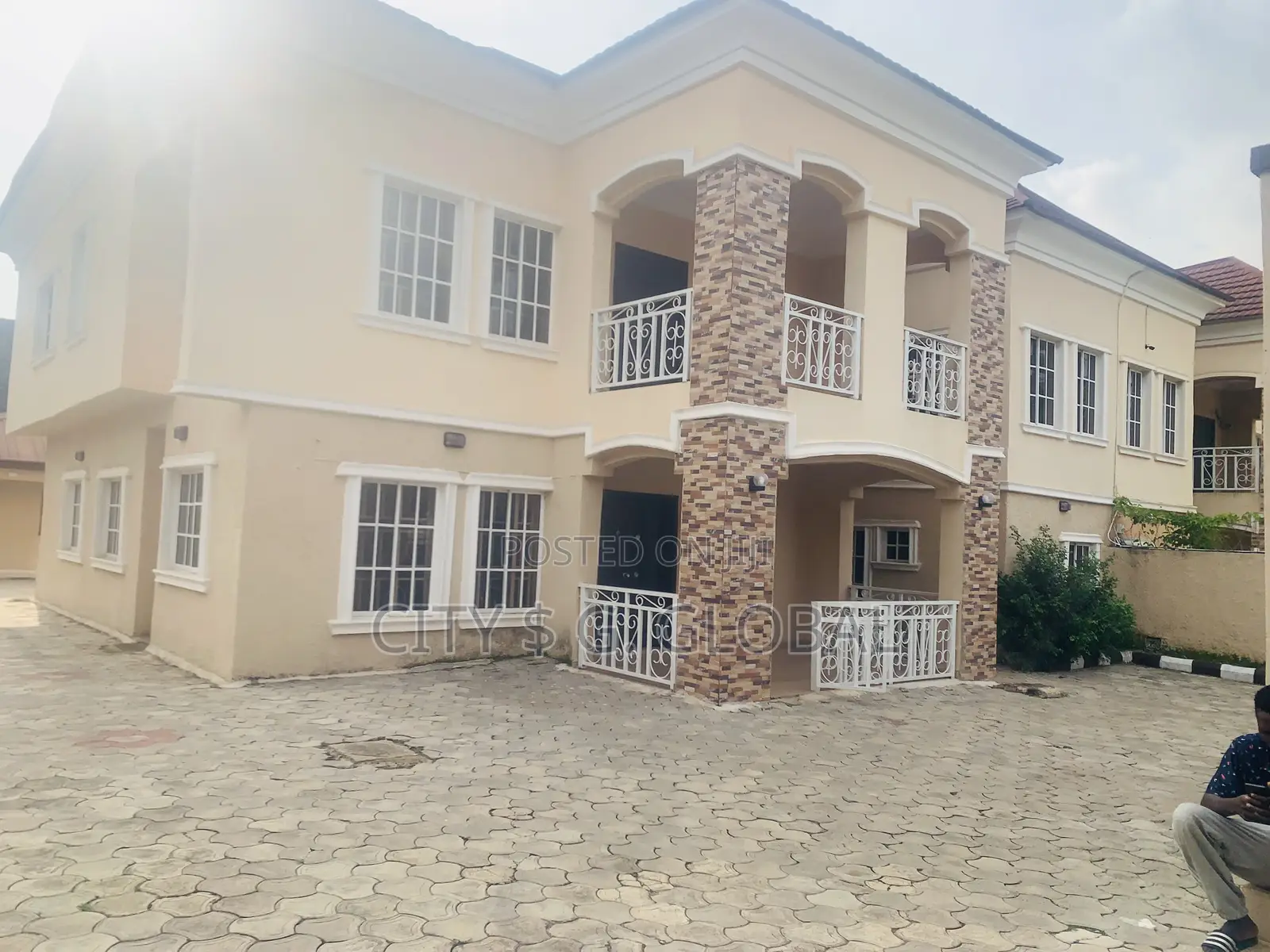 A Commercial 5 Bedroom Duplex With 2 Units BQ in Dape