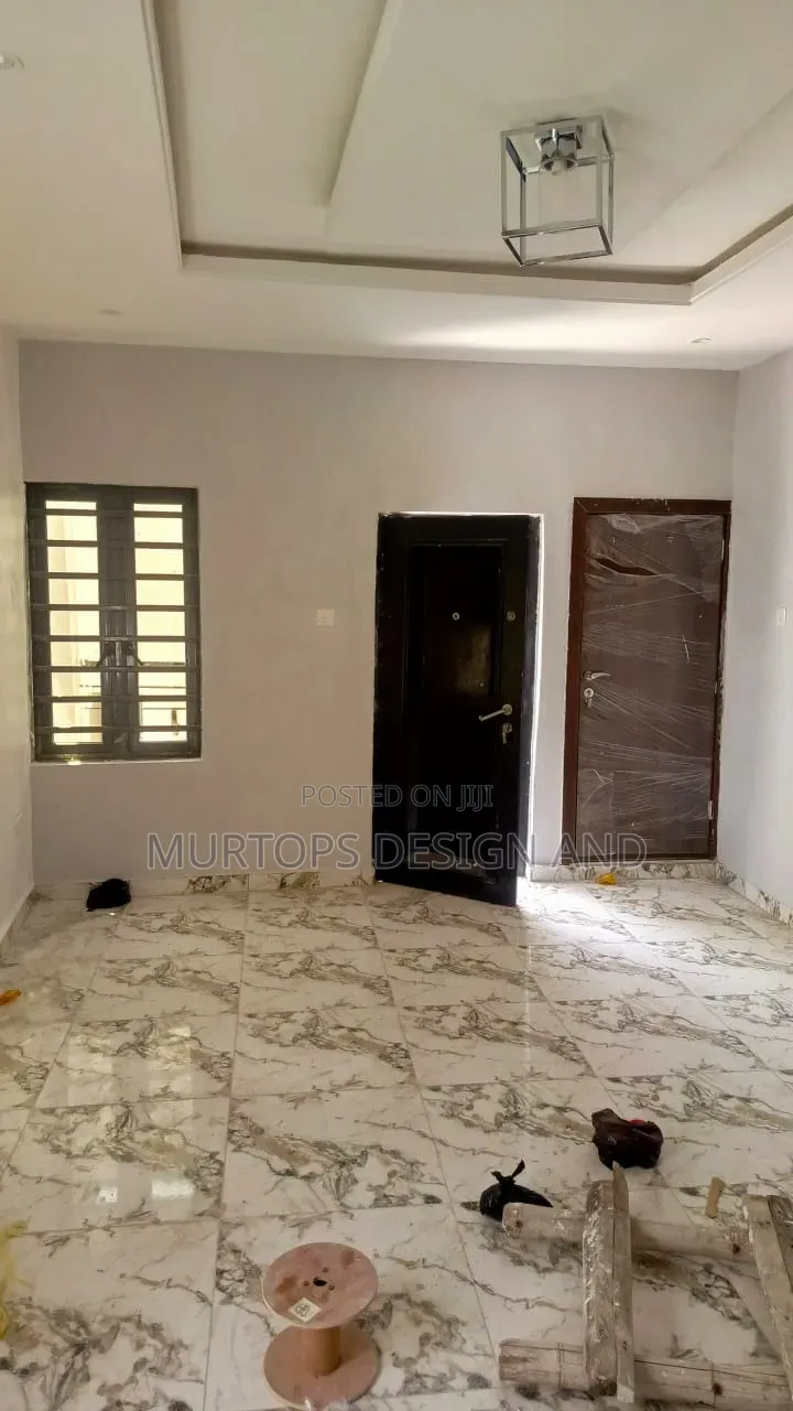 2bdrm Apartment in Lekki Phase 2 for rent in Lekki Phase 2