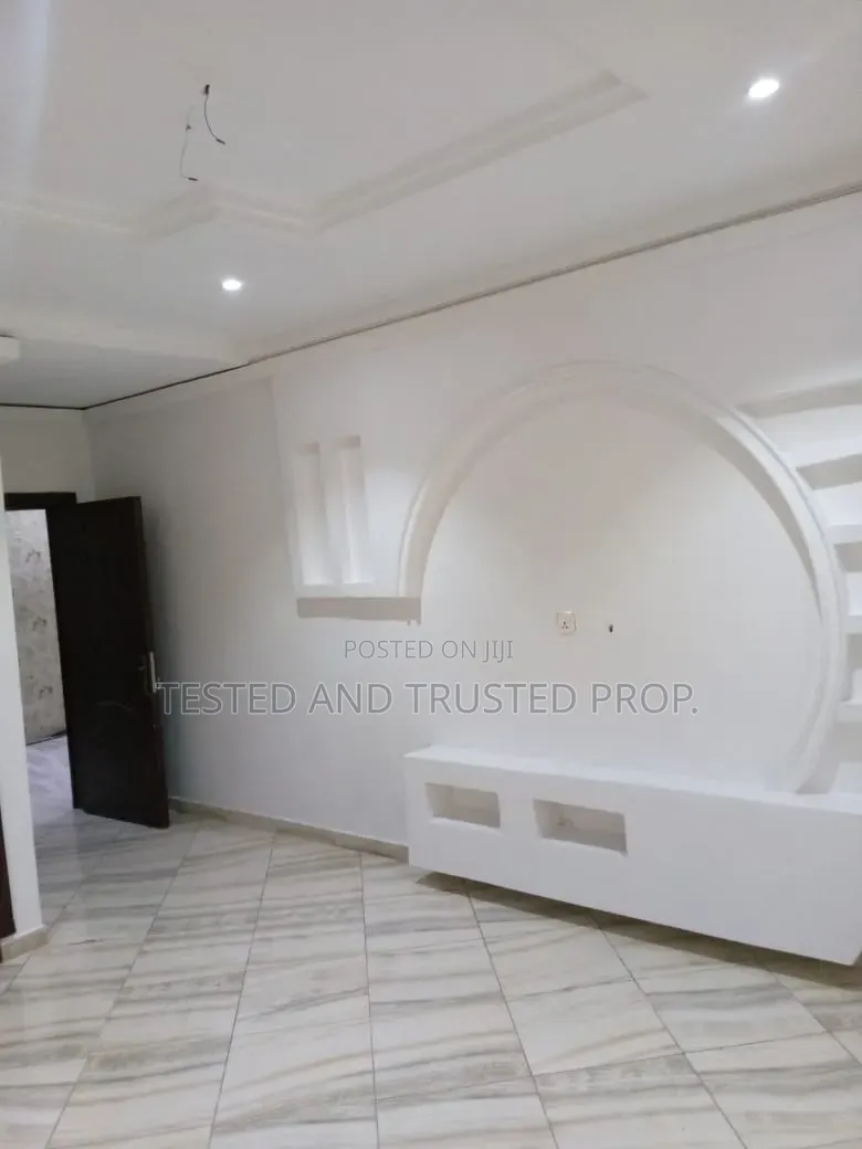 2bdrm Apartment in Ikate Elegushi for rent in Ikate-Elegushi