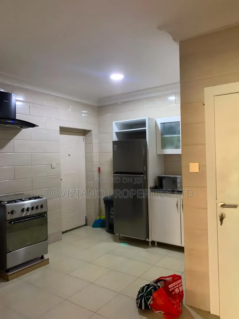 Furnished 3bdrm Apartment in Parkview Estate for rent in Parkview Estate