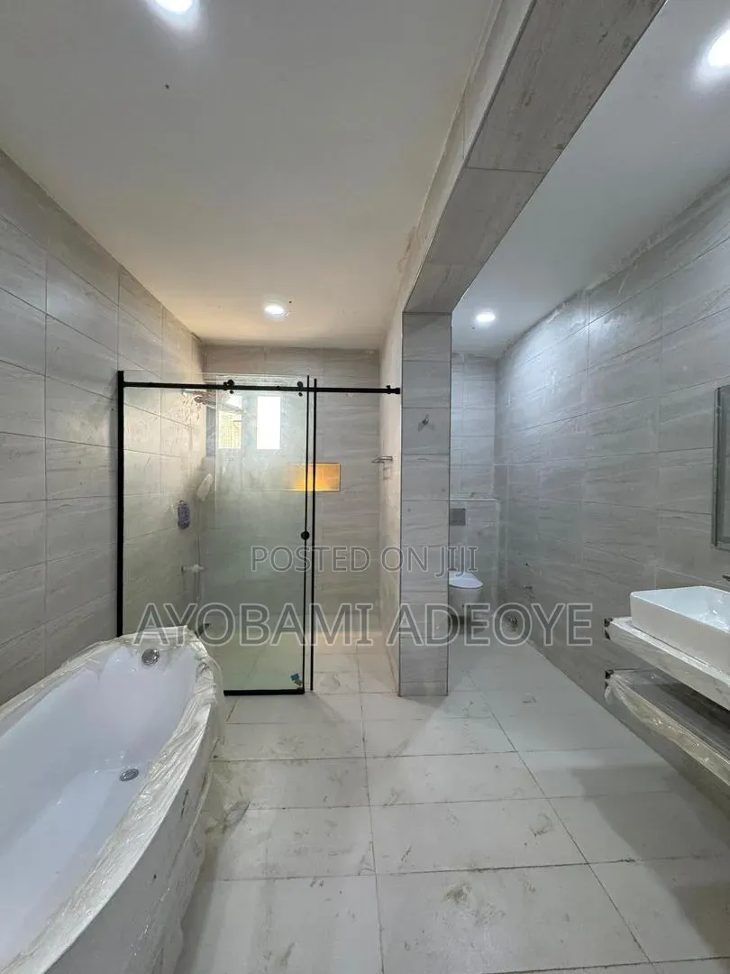 4bdrm Maisonette in Ikoyi, MacPherson for rent in MacPherson