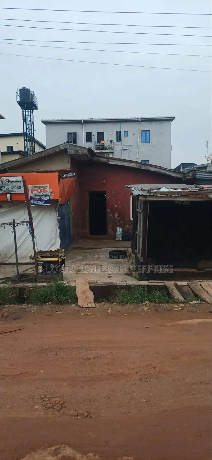 6bdrm Bungalow in Kiniun-Ifa Estate, Ifako-Gbagada for sale in Ifako-Gbagada