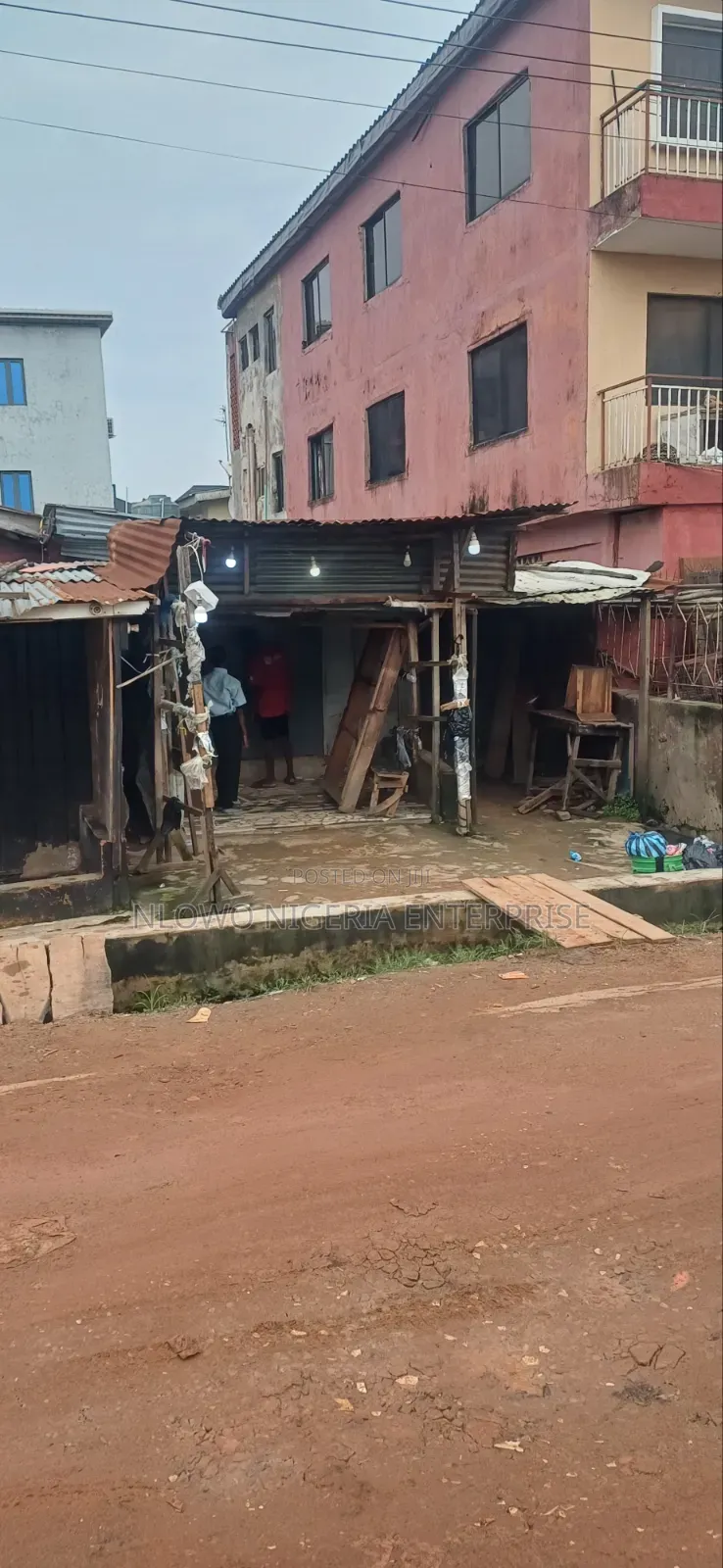 6bdrm Bungalow in Kiniun-Ifa Estate, Ifako-Gbagada for sale in Ifako-Gbagada