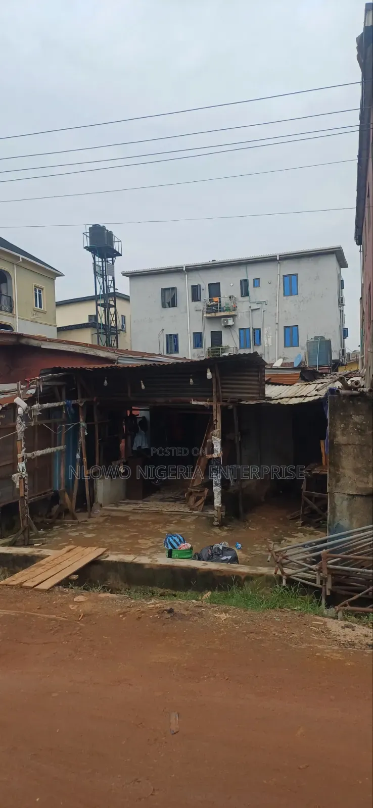 6bdrm Bungalow in Kiniun-Ifa Estate, Ifako-Gbagada for sale in Ifako-Gbagada