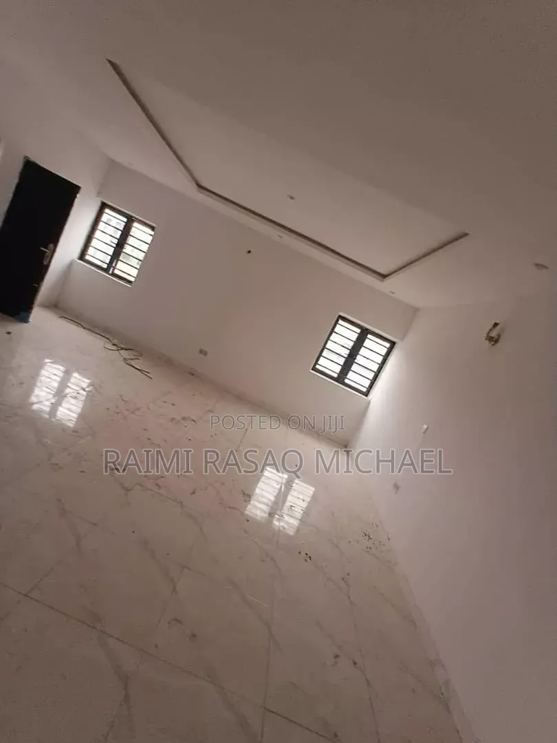 Furnished 3bdrm Apartment in Peakpark Estate, Awoyaya for rent in Awoyaya