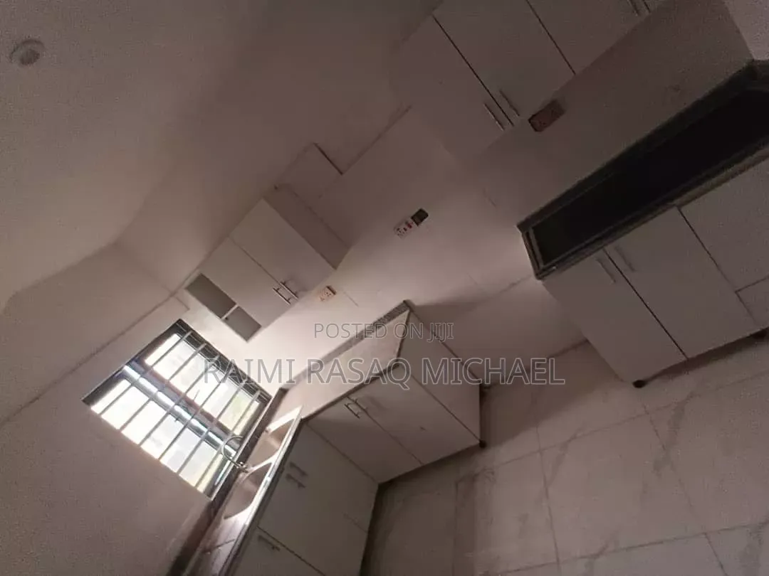 Furnished 3bdrm Apartment in Peakpark Estate, Awoyaya for rent in Awoyaya