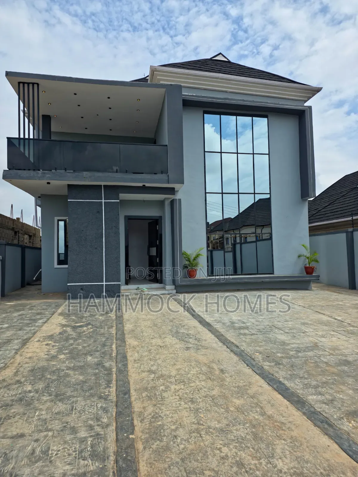 5bdrm Duplex in Okebadan Estate, Akobo for sale in Akobo