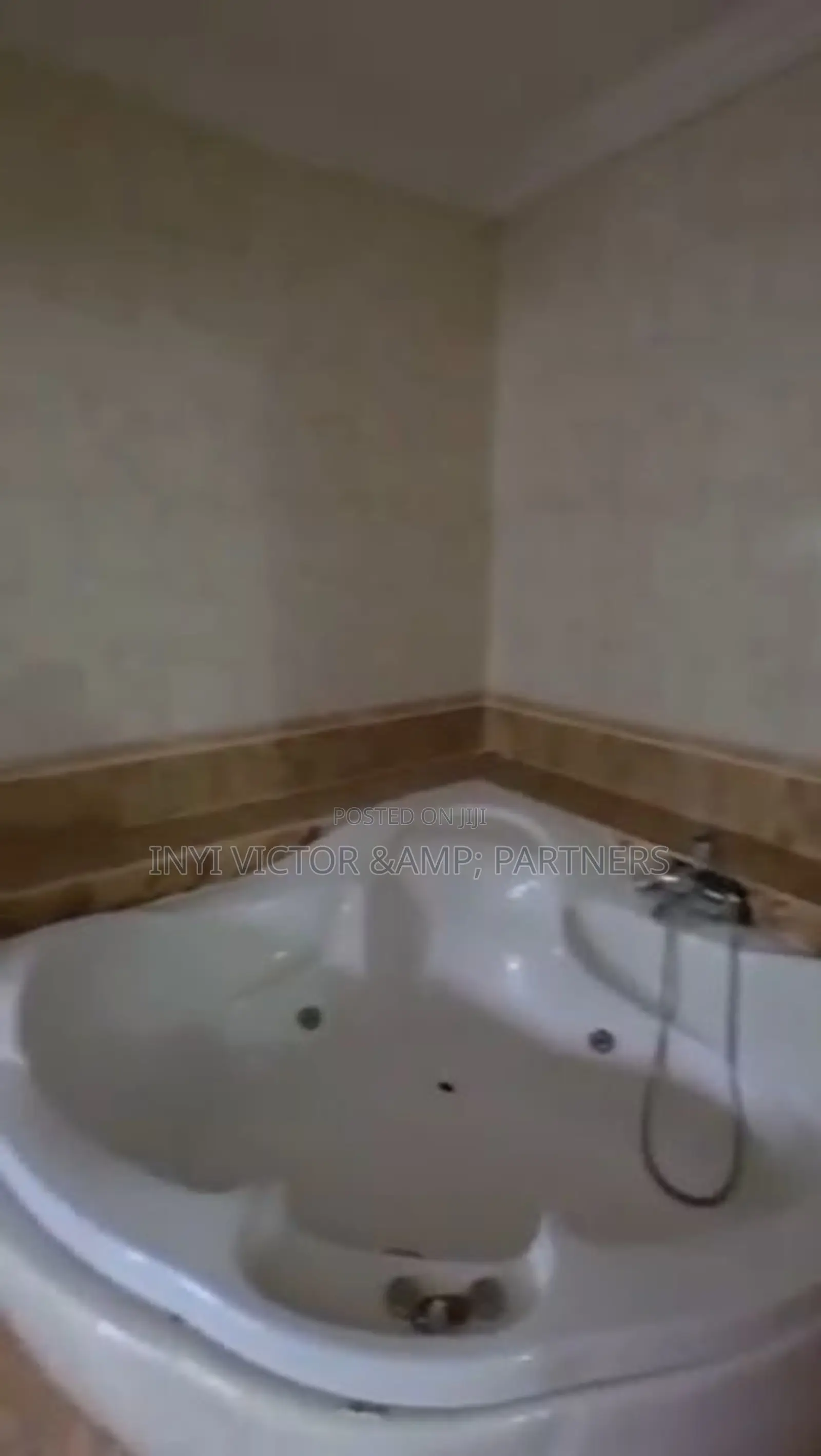 3bdrm Duplex in Maitama for sale in Maitama