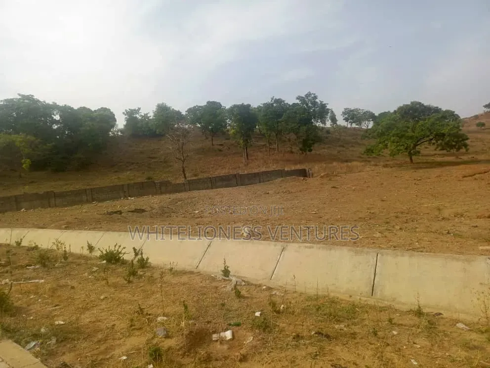 Plots of Land for Sale Facing Coastal Road Awoyaya in Sangotedo