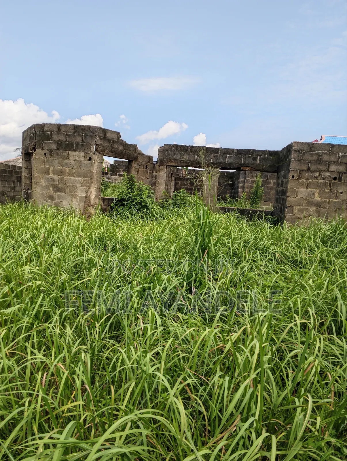 3bdrm Bungalow in Fawole Estate, Igbogbo for sale in Igbogbo