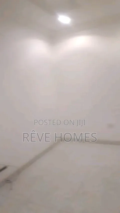 2bdrm Block of Flats in Alagomeji for rent in Alagomeji