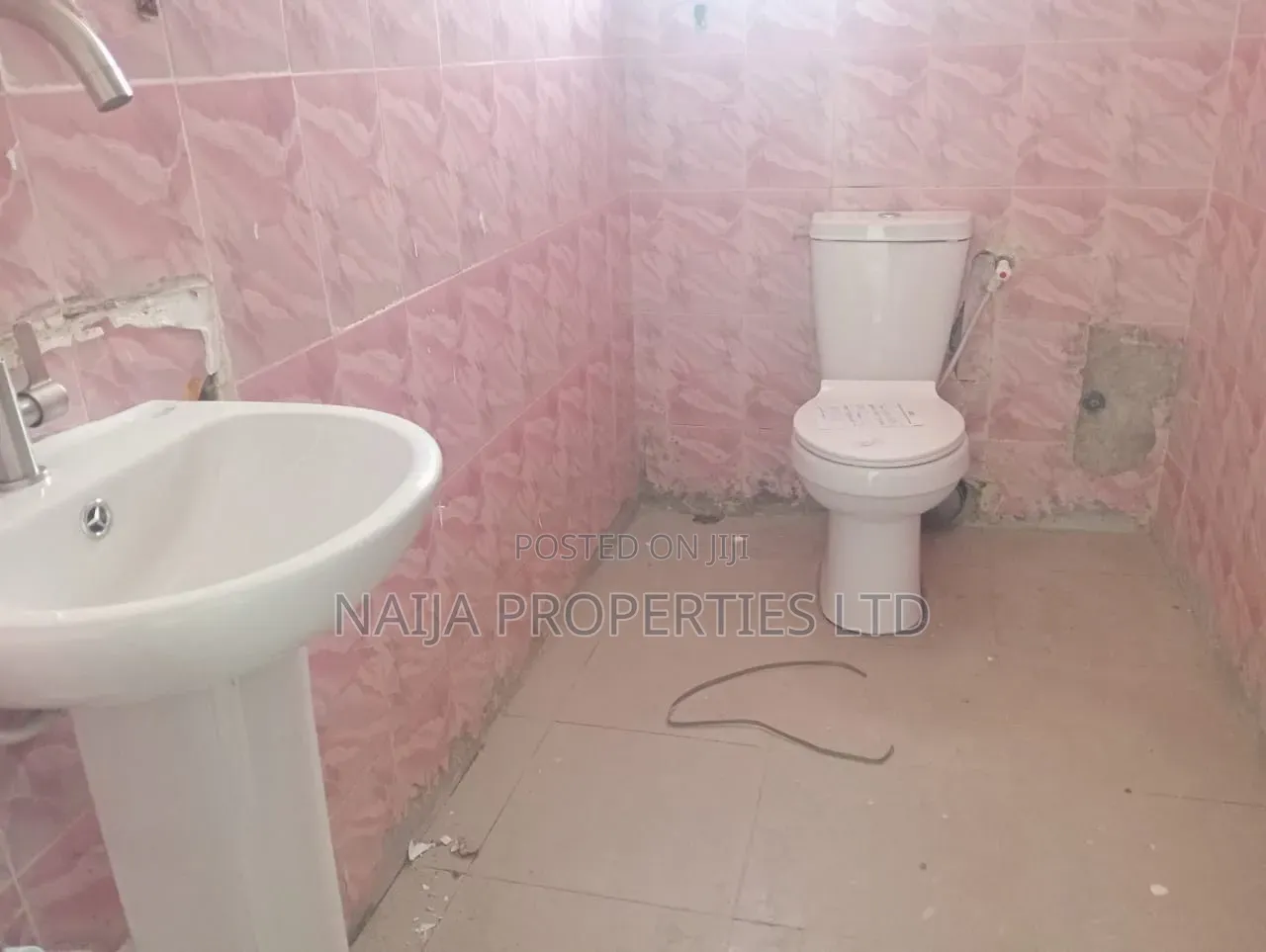 2bdrm Apartment in Blenco, Sangotedo for rent in Sangotedo