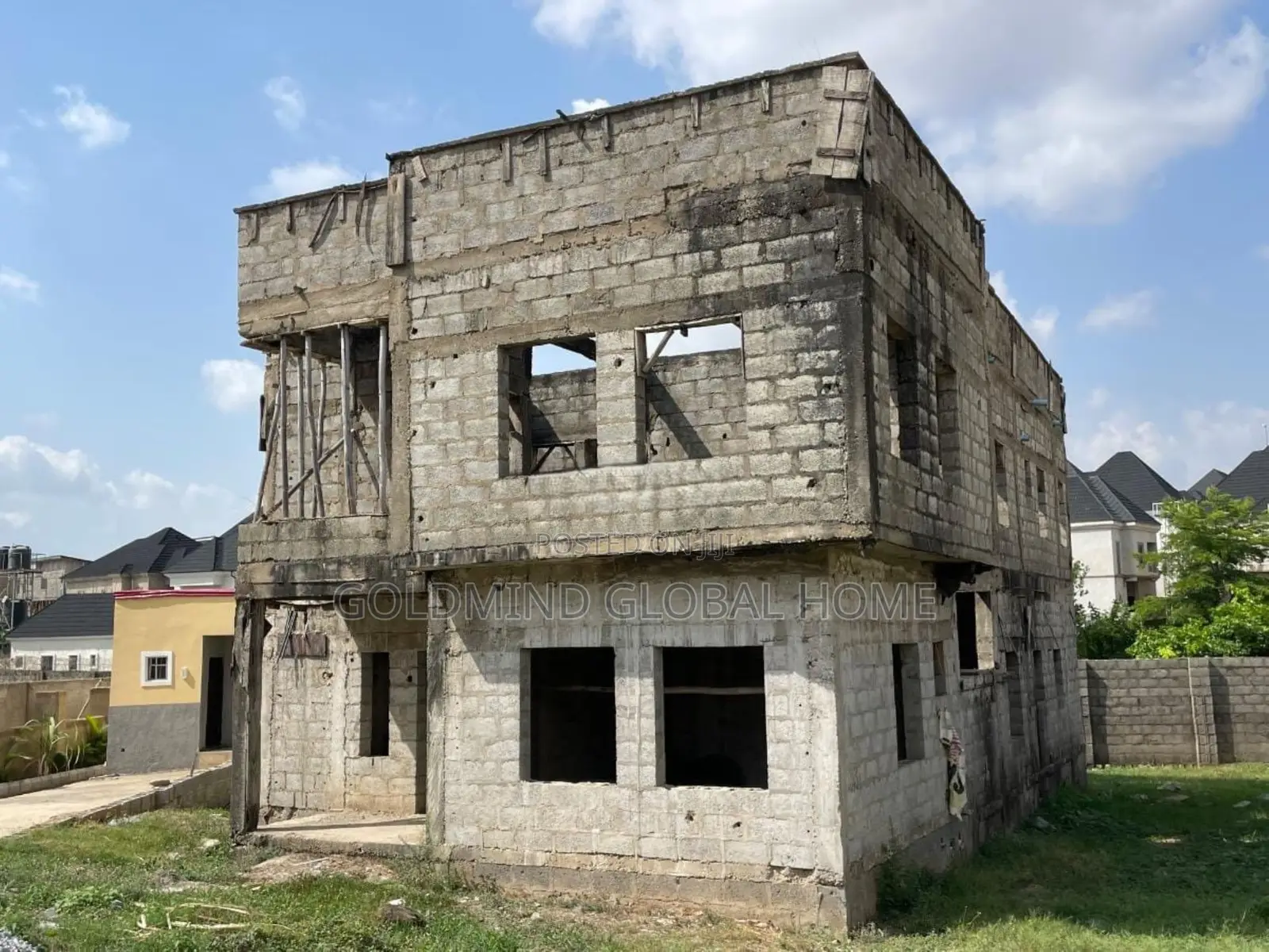 5bdrm Duplex in Lugbe District., FHA for sale in FHA