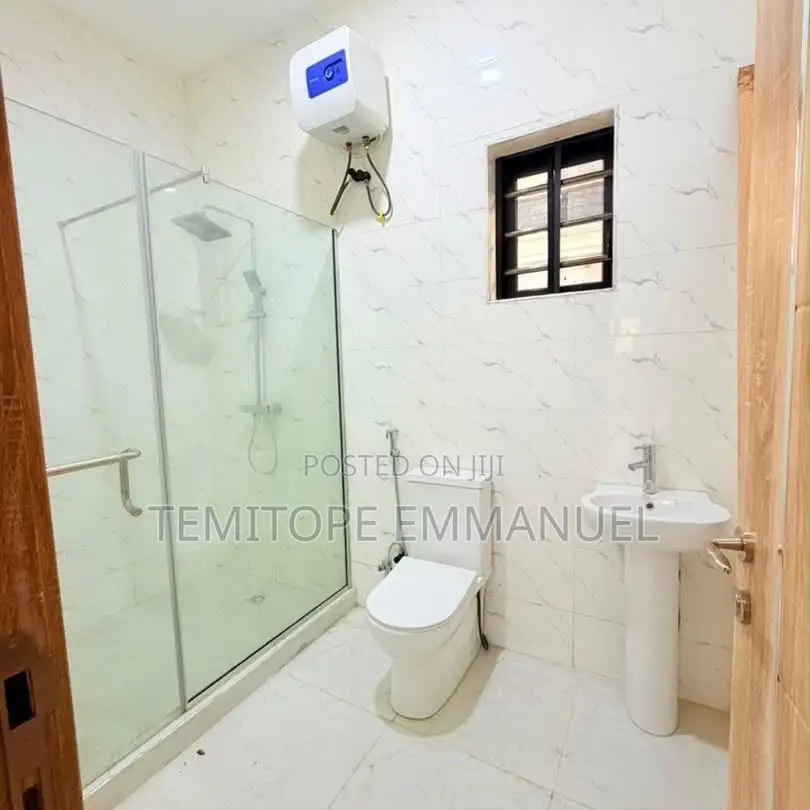 Furnished 5bdrm Duplex in GRA Phase 2 Shangisha for sale in GRA Phase 2 Shangisha