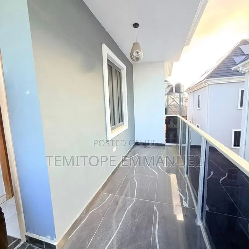 Furnished 5bdrm Duplex in GRA Phase 2 Shangisha for sale in GRA Phase 2 Shangisha