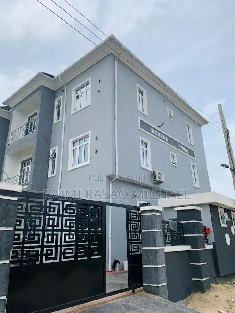 Furnished 2bdrm Apartment in Peakpark, Awoyaya for rent in Awoyaya