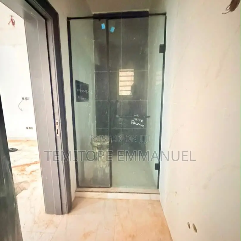 Furnished 5bdrm Duplex in GRA Phase 1 for sale in GRA Phase 1